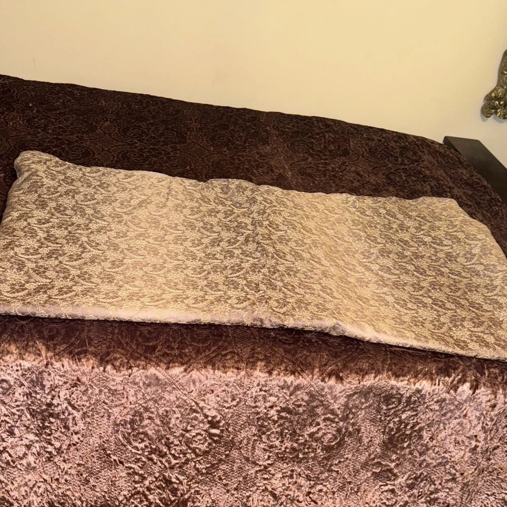 Luxurious Cream and Brown Comforter Set